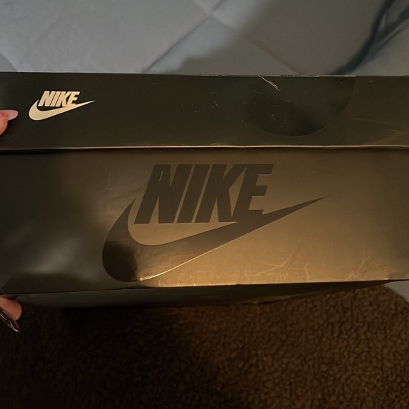 Foam deposit 🫒 brown suade heat!!! - Picture 9 of 9